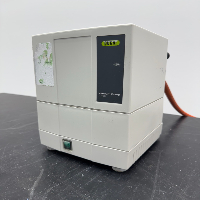 Buchi V-100 Vacuum Pump image 1